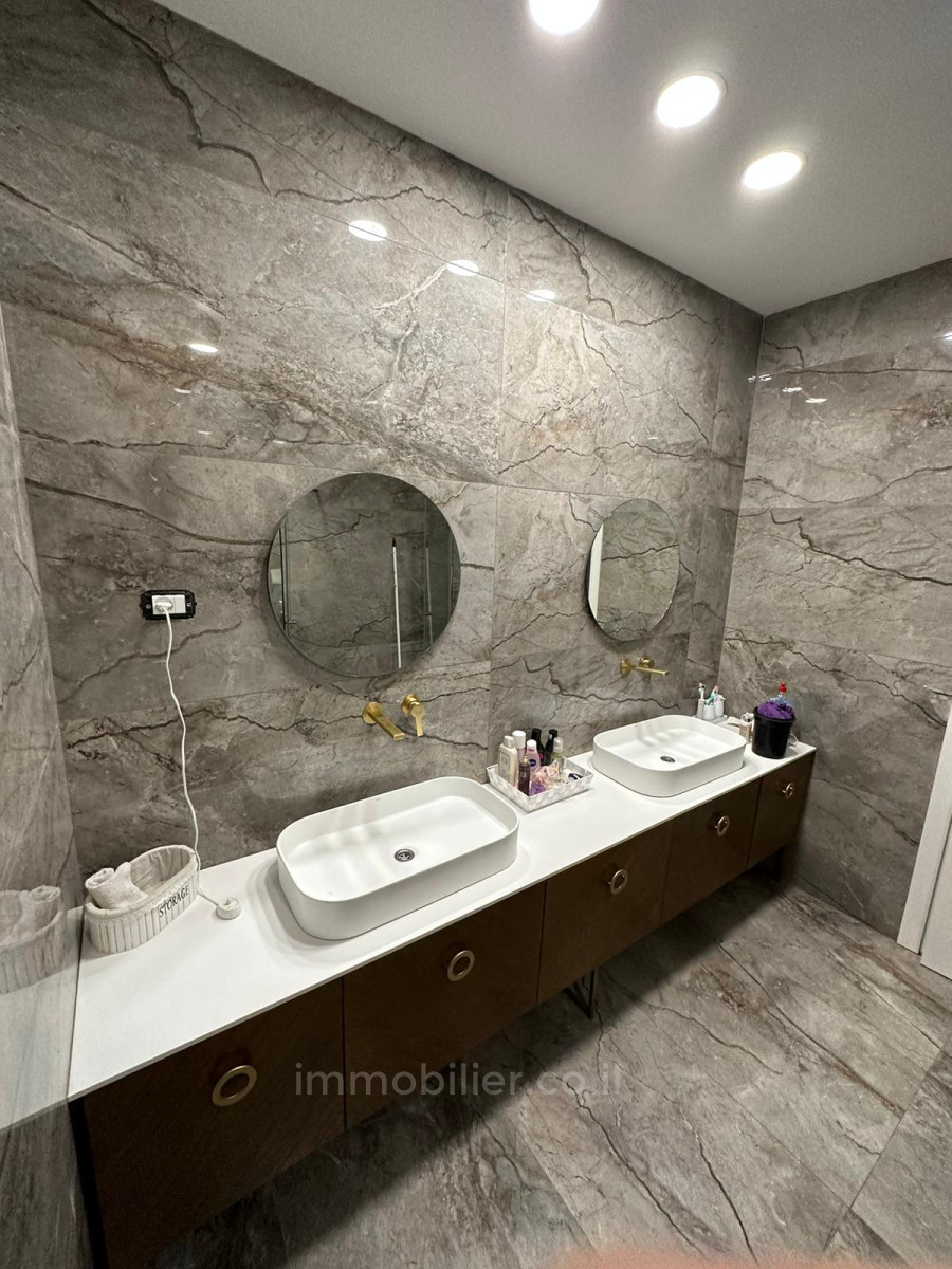 Apartamento 5 cômodos Ashdod Mar 511-IBL-1351