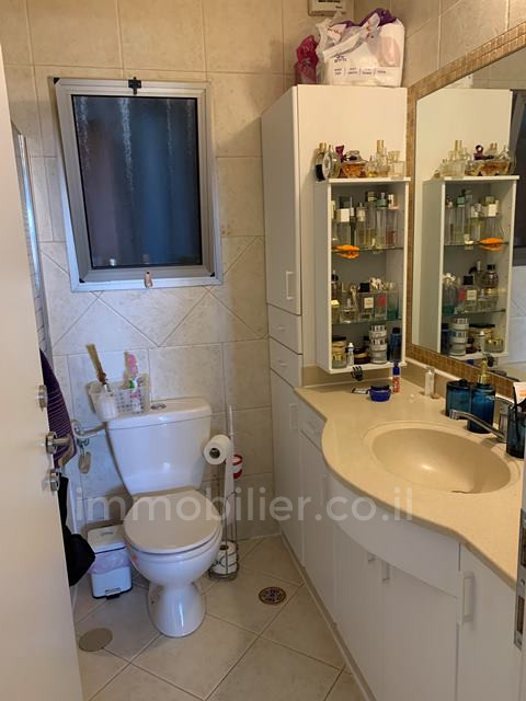 Apartamento garden 6 cômodos Ashdod Marina 511-IBL-1358