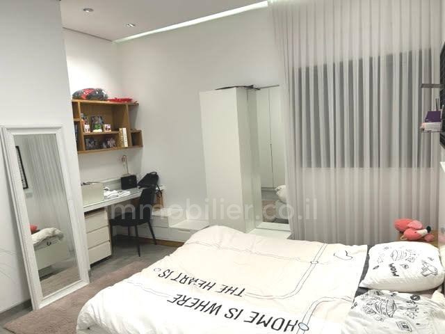 Casarão 8 cômodos Ashdod Yud Zayin 511-IBL-1426