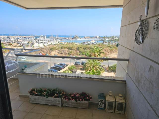 Apartamento 4 cômodos Ashdod Marina 511-IBL-1484