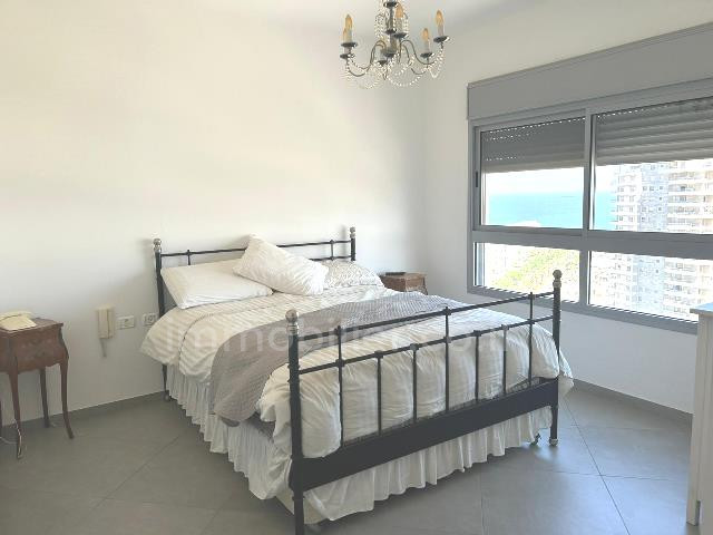 Apartamento 5 cômodos Ashdod Mar 511-IBL-1495