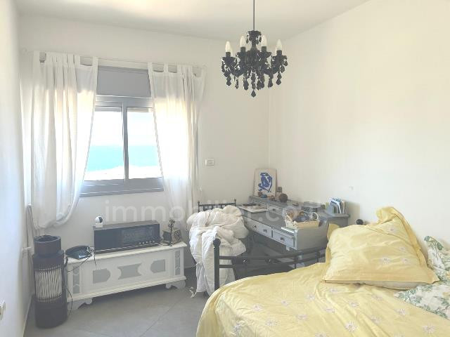 Apartamento 5 cômodos Ashdod Mar 511-IBL-1495
