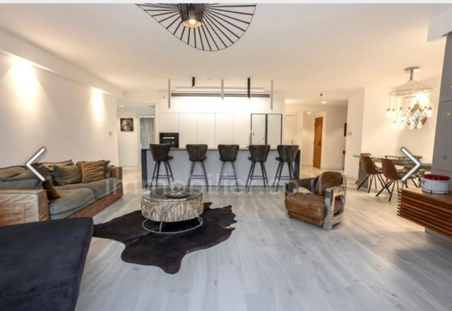 Apartamento 5 cômodos Ashdod Yud Zayin 511-IBL-1519