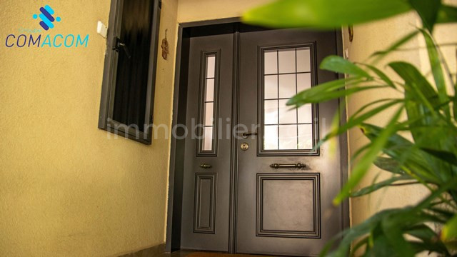 Casarão 6.5 cômodos Ascalão Barnea 511-IBL-1541