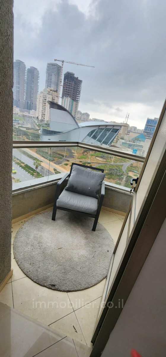 Apartamento 4 cômodos Ashdod Marina 511-IBL-1562