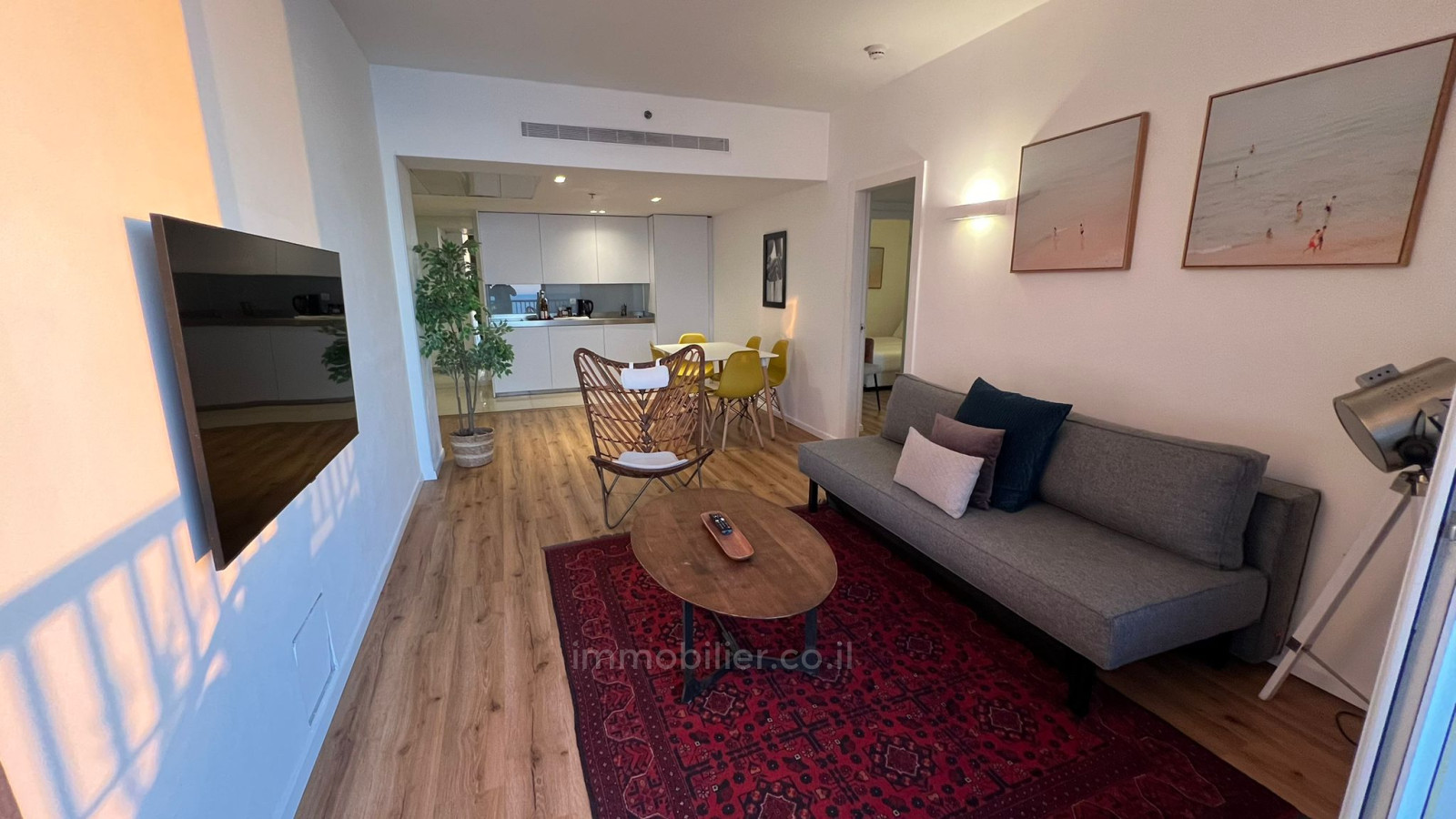 Apartamento 3 cômodos Tel Aviv Primeira linha de mar 511-IBL-1584