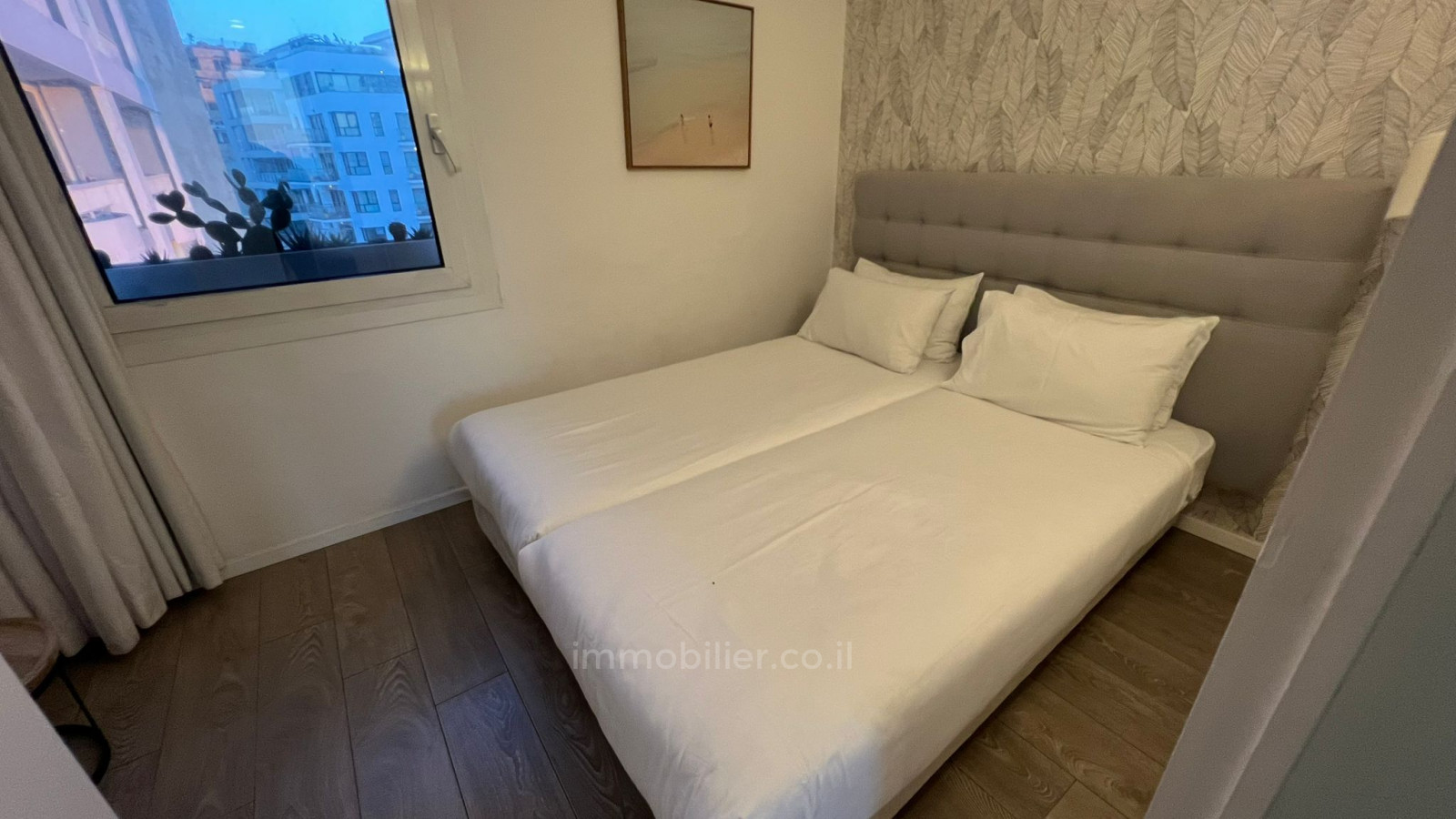 Apartamento 3 cômodos Tel Aviv Primeira linha de mar 511-IBL-1584