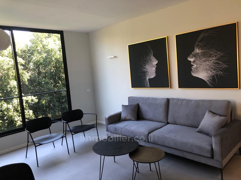 Apartamento 3 cômodos Tel Aviv Dizengof 511-IBL-1585