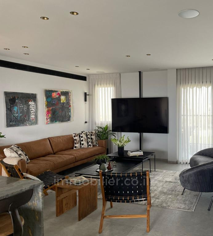 Apartamento 4 cômodos Tel Aviv Kohav Hazafon 511-IBL-1587