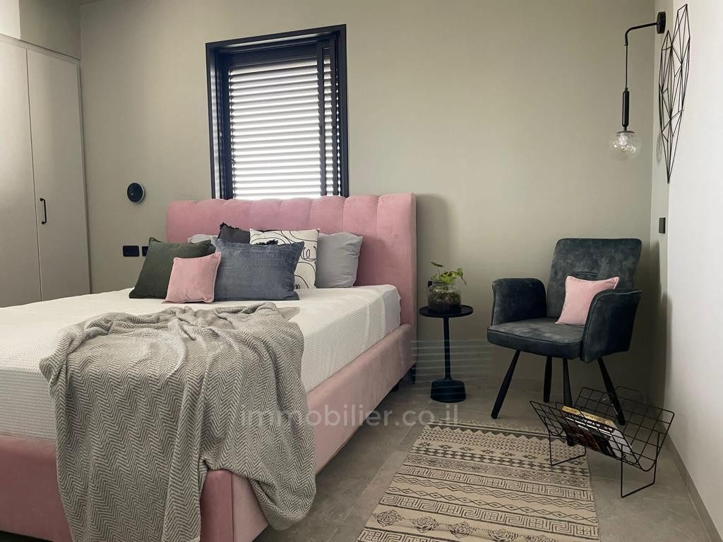 Apartamento 4 cômodos Tel Aviv Kohav Hazafon 511-IBL-1587