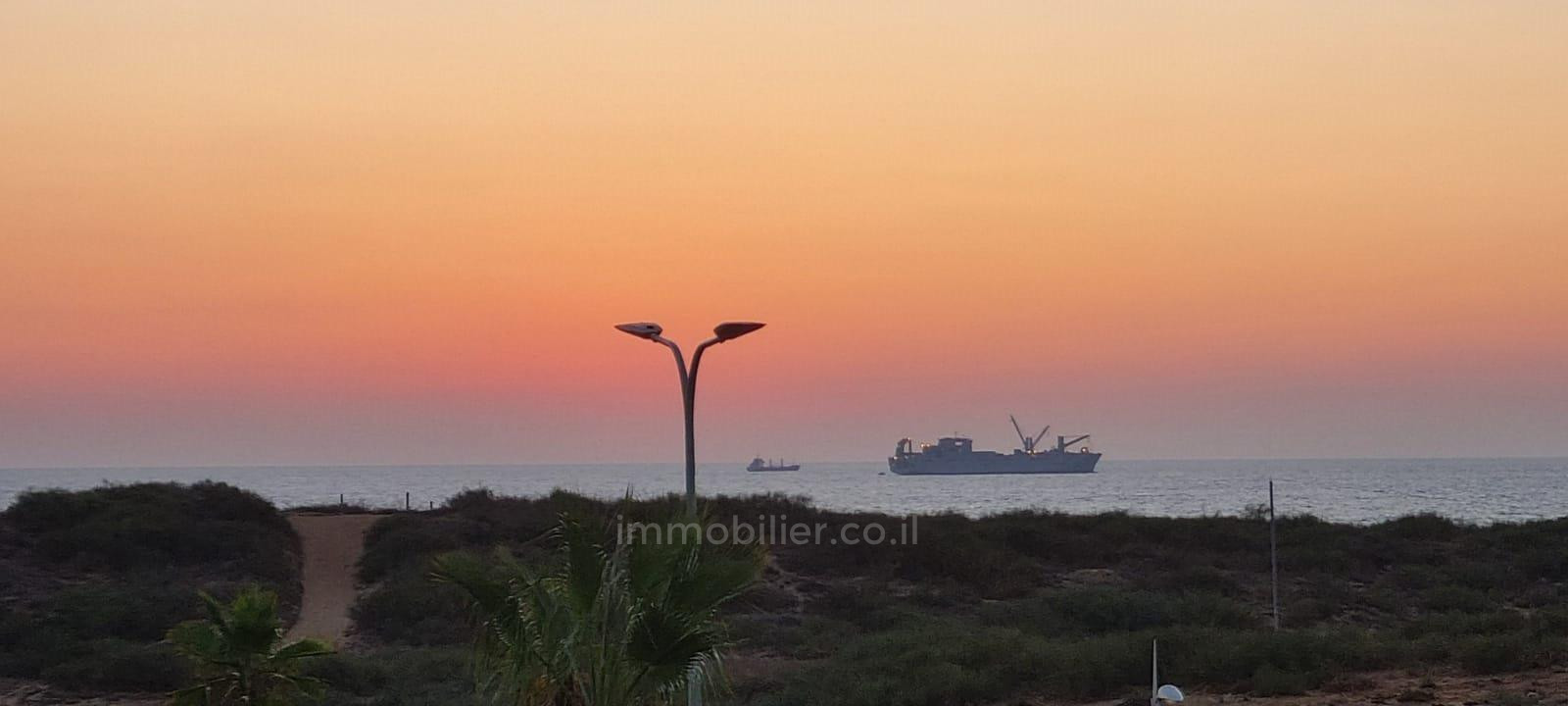 Duplex 5.5 cômodos Ashdod Tet vav 511-IBL-1636