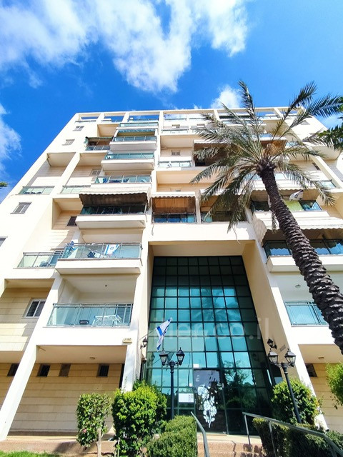 Duplex 3.5 cômodos Ashdod Yud Bet 511-IBL-1637