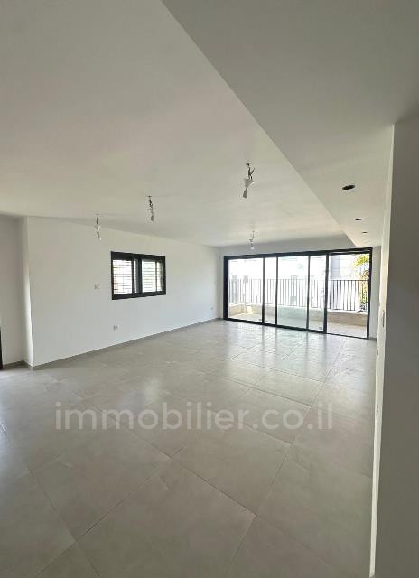 Apartamento 6 cômodos Ashdod Yud Alef 511-IBL-1665