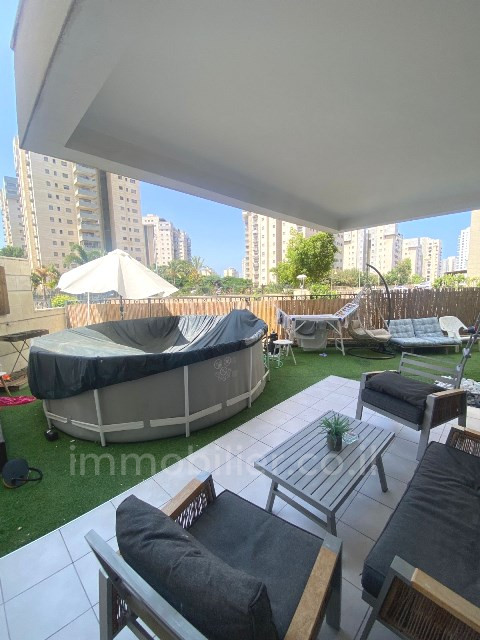 Apartamento garden 3 cômodos Ascalão Barnea 511-IBL-1684
