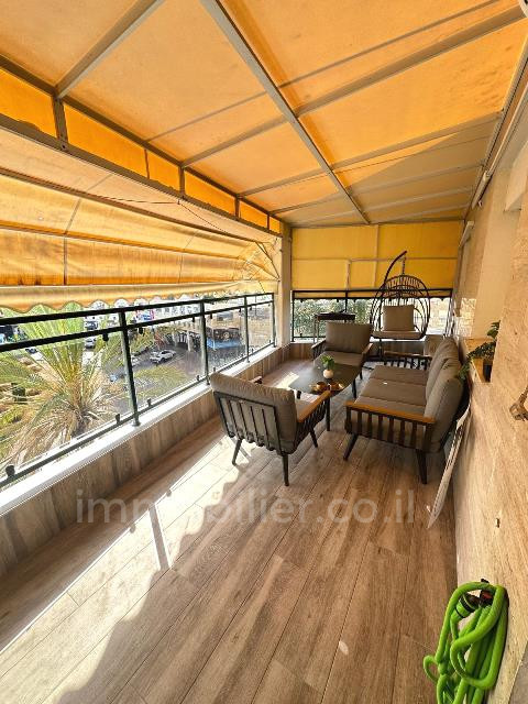 Apartamento 5.5 cômodos Ashdod Yud Bet 511-IBL-1689