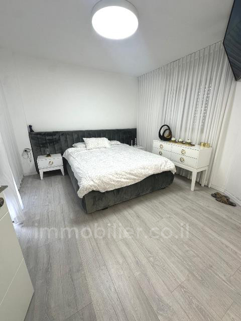 Apartamento 5.5 cômodos Ashdod Yud Bet 511-IBL-1689