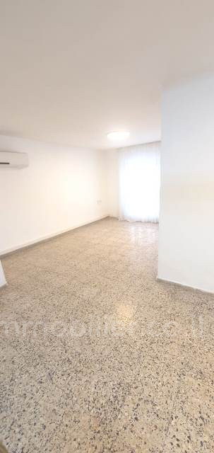Apartamento 3 cômodos Ashdod Dalet 511-IBL-1701
