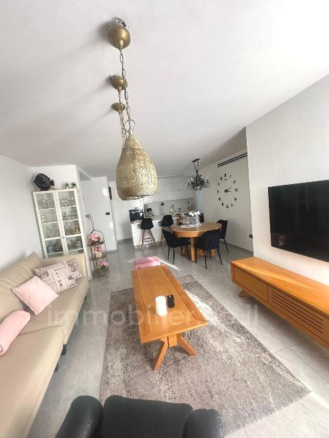 Apartamento 4 cômodos Ashdod Yud Alef 511-IBL-1706