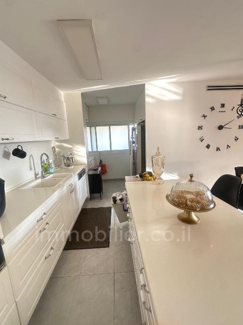 Apartamento 4 cômodos Ashdod Yud Alef 511-IBL-1706