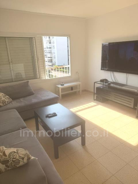Apartamento 3 cômodos Ashdod Yud Guimel 511-IBL-1712