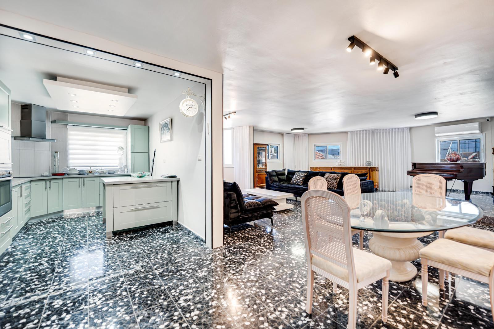 Casarão 6 cômodos Ashdod Yud Alef 511-IBL-1716