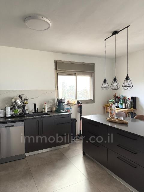 Apartamento 3 cômodos Ashdod Marina 511-IBL-1718