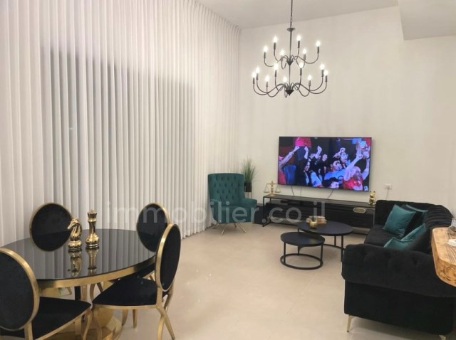 Minicobertura 5 cômodos Netivot Baba Saley 511-IBL-1720