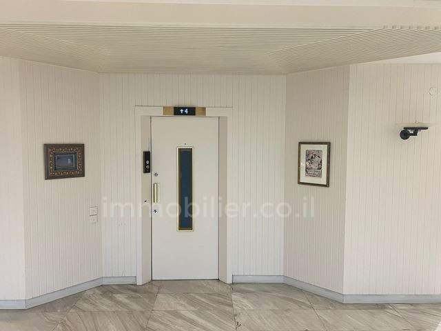 Cobertura 6 cômodos Ashdod Yud Alef 511-IBL-1724