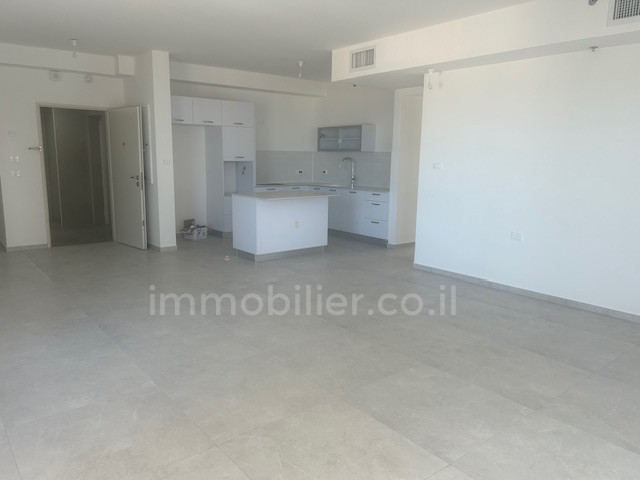 Apartamento 4 cômodos Ashdod Dalet 511-IBL-1725