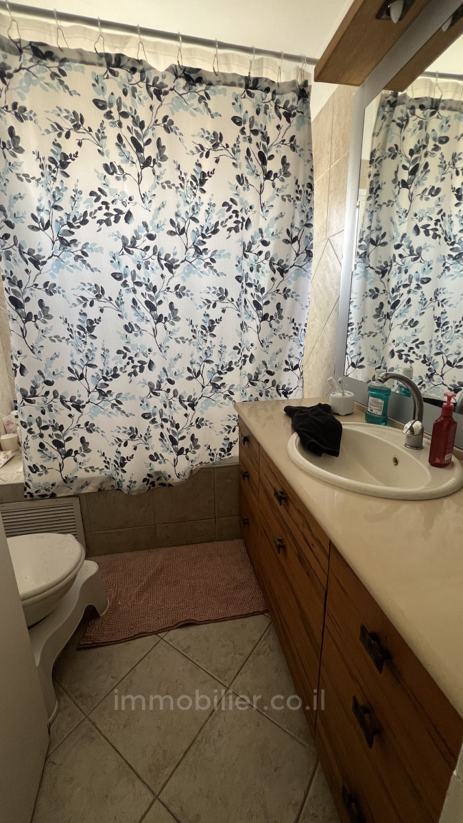 Cobertura 6 cômodos Ashdod Tet vav 511-IBL-1730