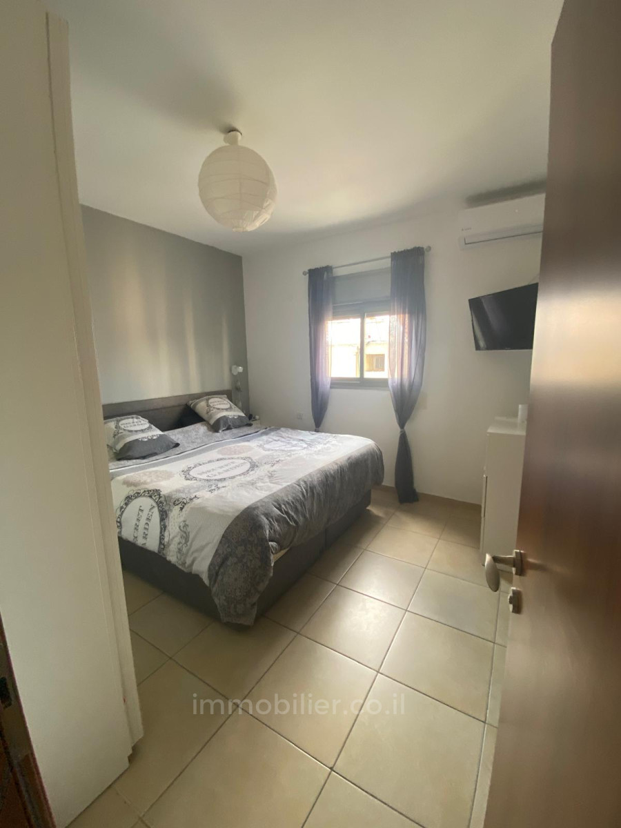 Apartamento 4 cômodos Bat yam Bat yam 511-IBL-1731