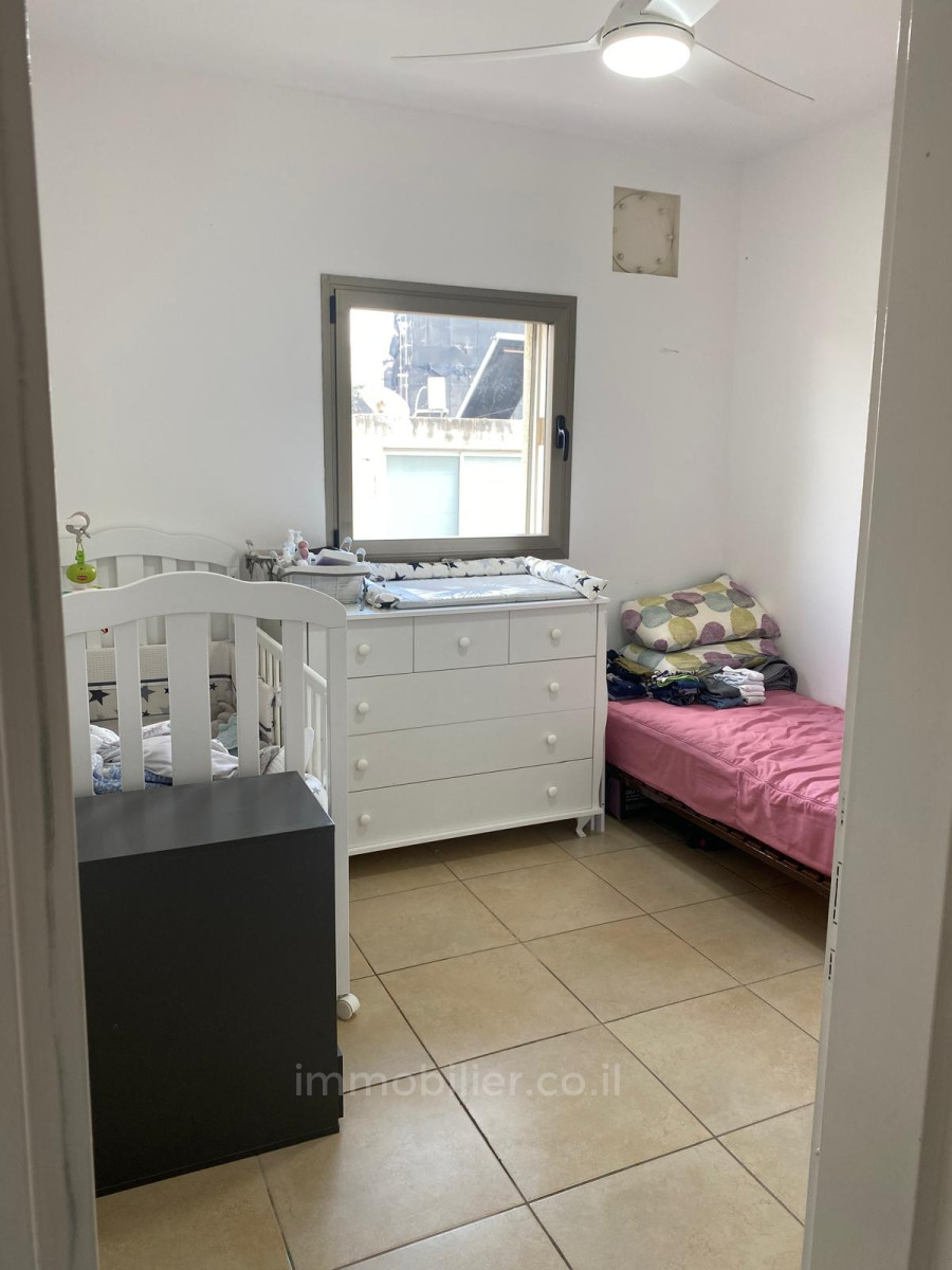 Apartamento 4 cômodos Bat yam Bat yam 511-IBL-1731