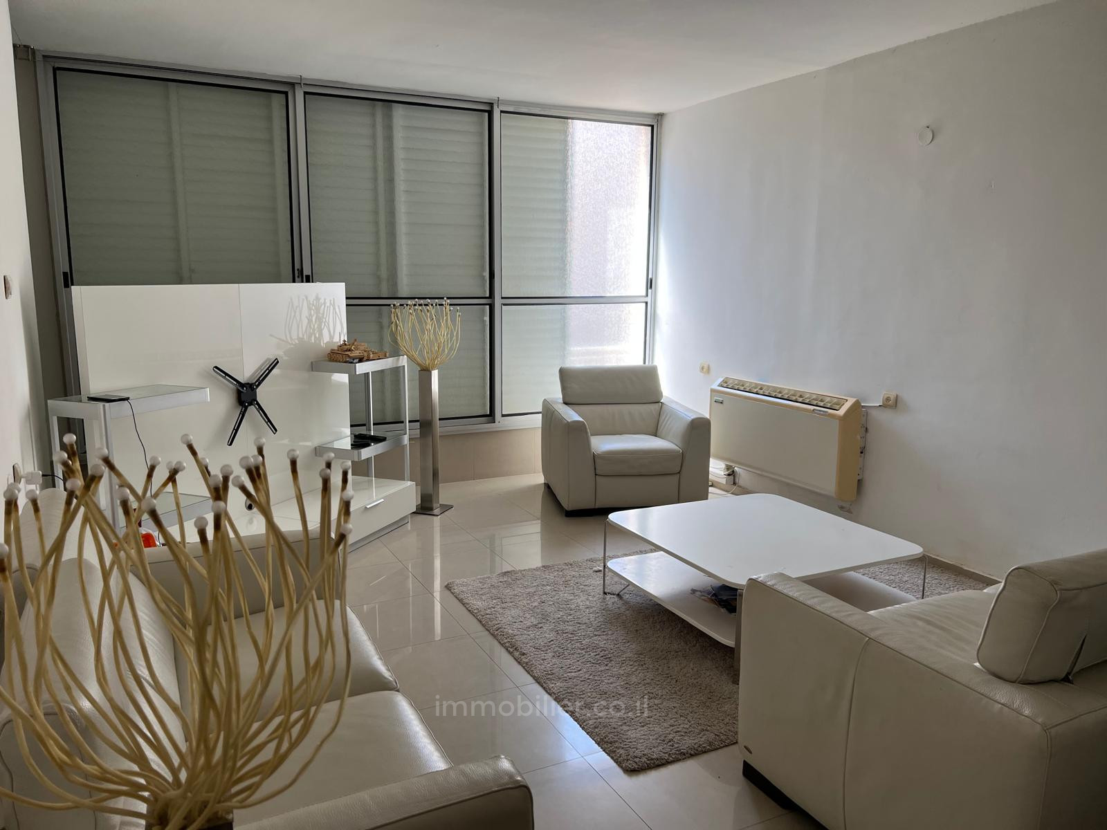 Apartamento 4 cômodos Netanya Centro da cidade 511-IBL-1735