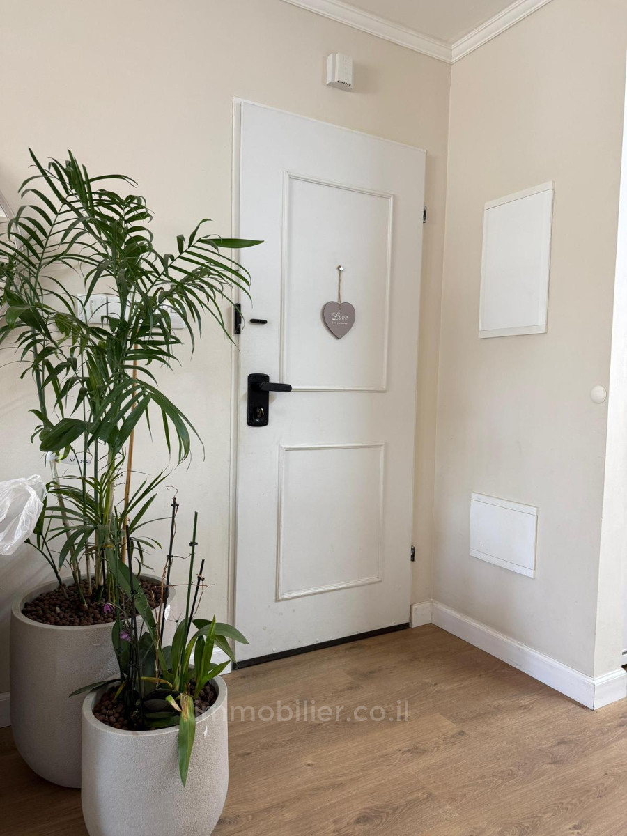 Apartamento 4 cômodos Eilat Shahamon 8 511-IBL-1740