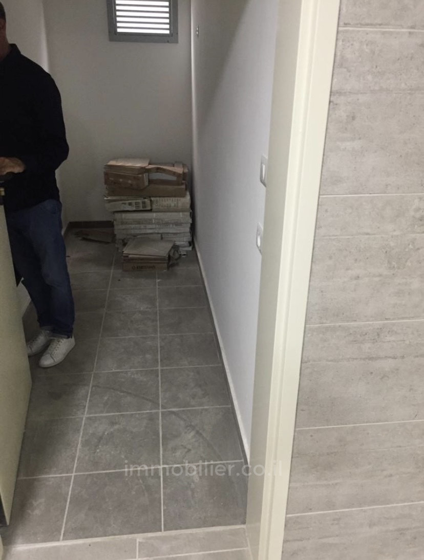 Apartamento 4 cômodos Netivot Maarav 511-IBL-1742