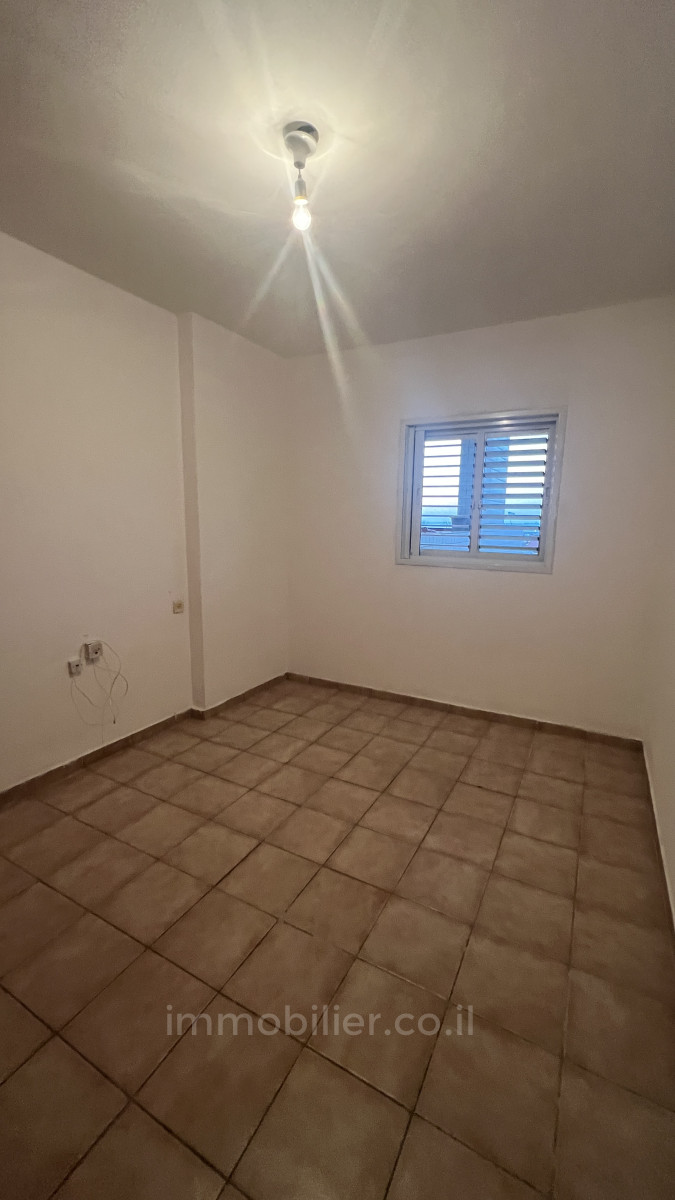 Apartamento 5 cômodos Ashdod Yud Alef 511-IBL-1750