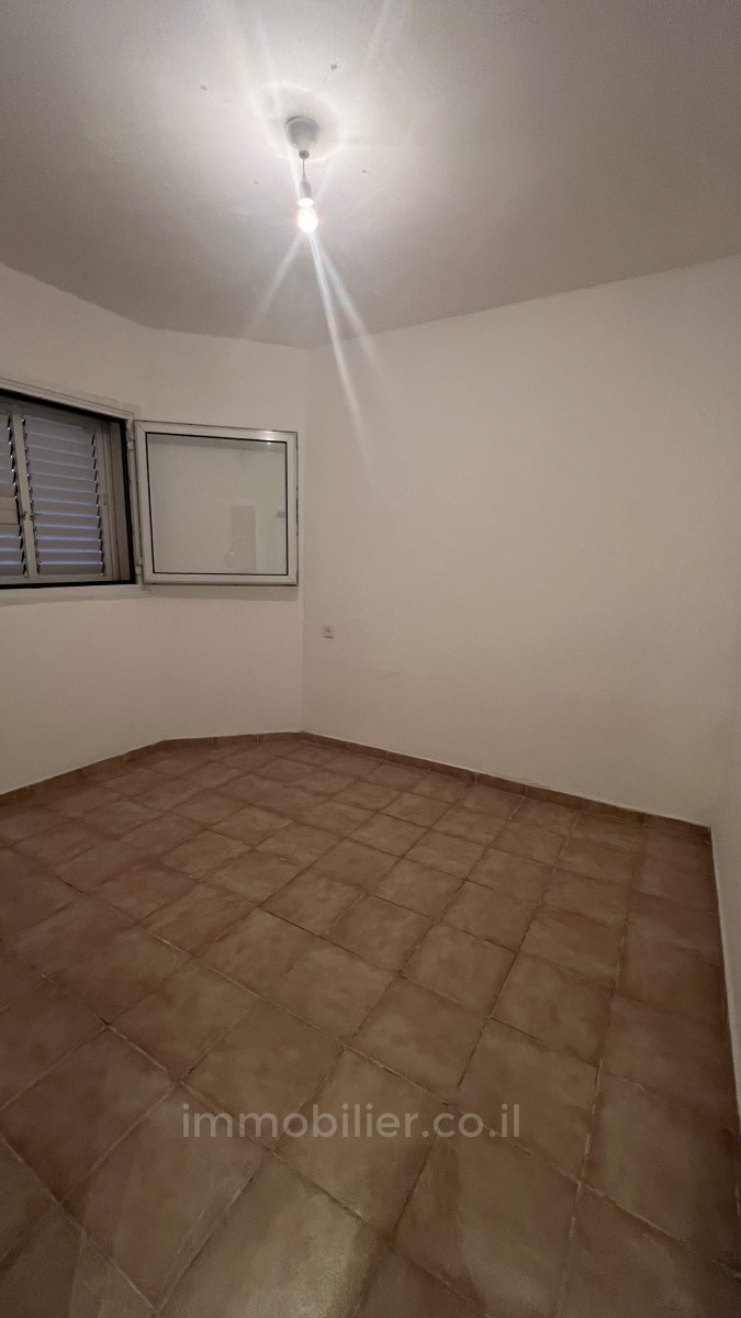 Apartamento 5 cômodos Ashdod Yud Alef 511-IBL-1750