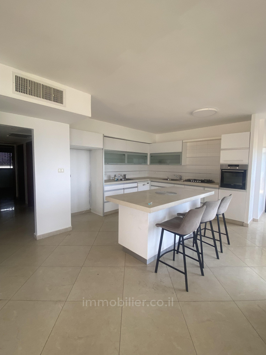 Cobertura 6 cômodos Ashdod Dalet 511-IBL-1751