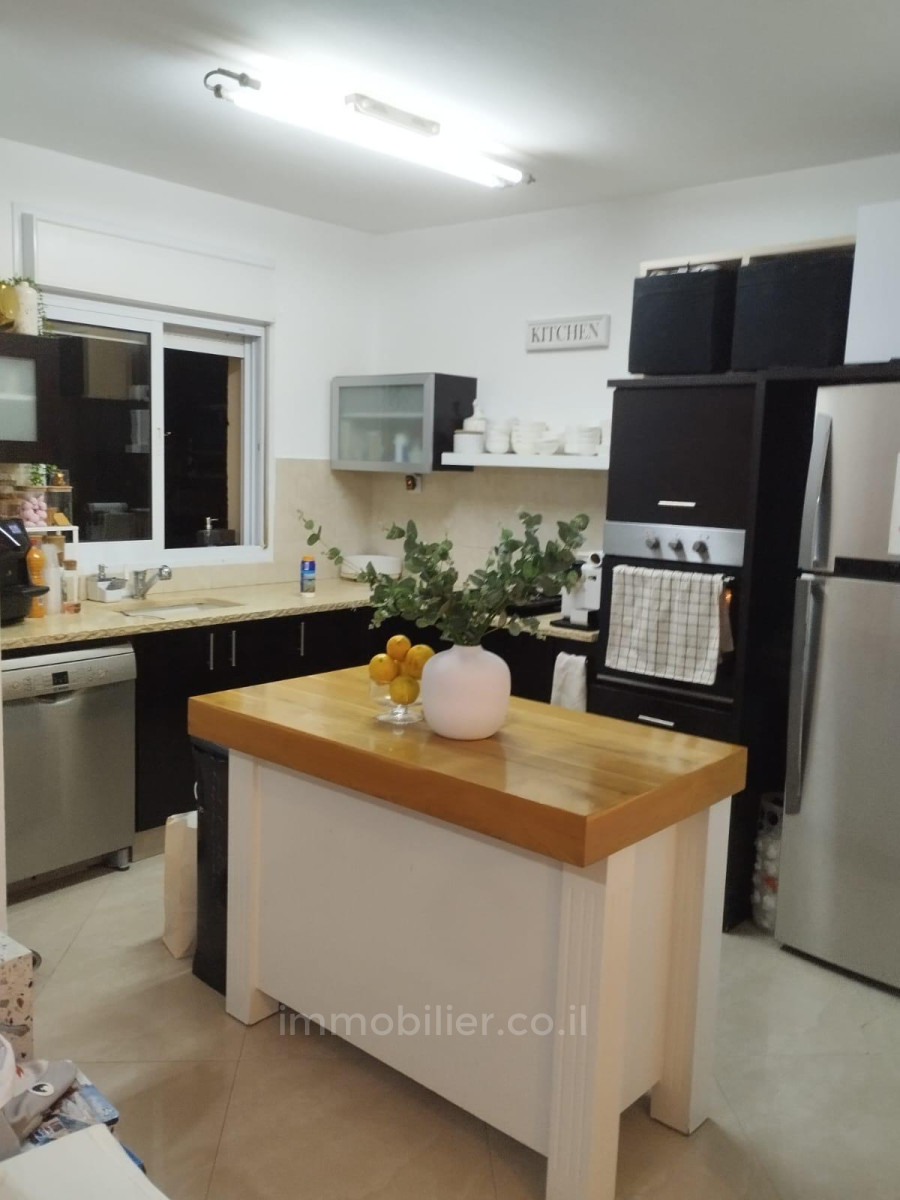 Apartamento 4 cômodos Eilat Shahamon 8 511-IBL-1757