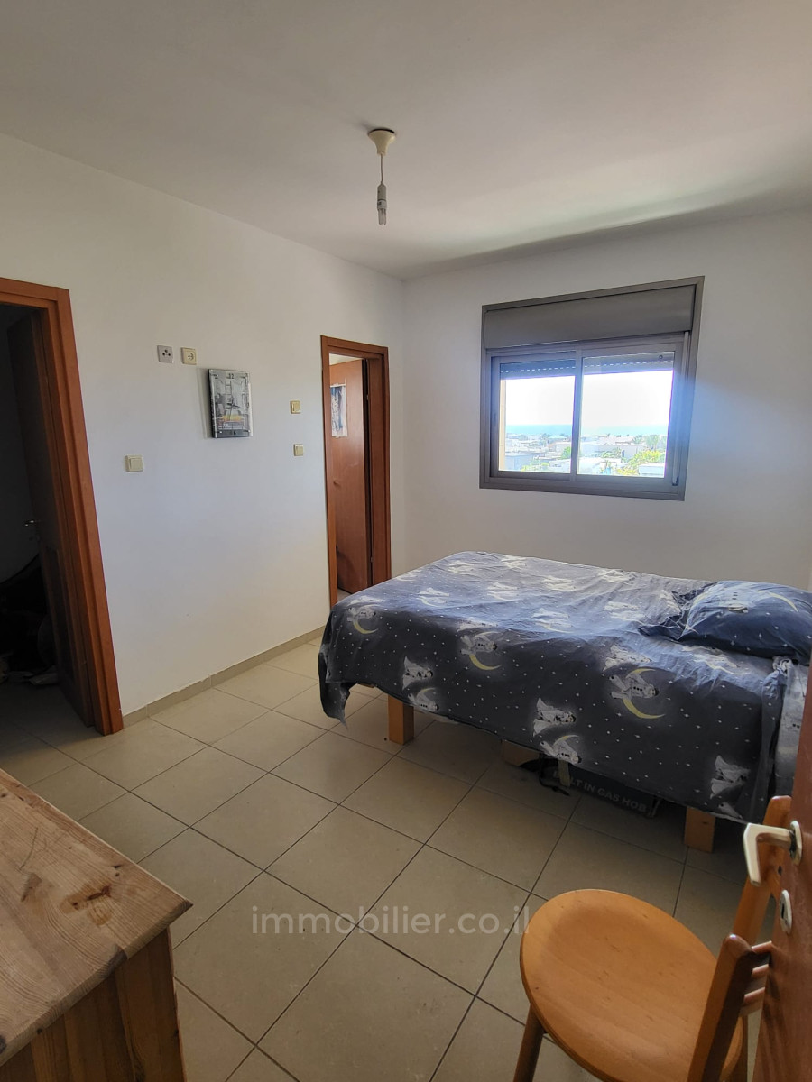 Apartamento 4 cômodos Ascalão Barnea 511-IBL-1762