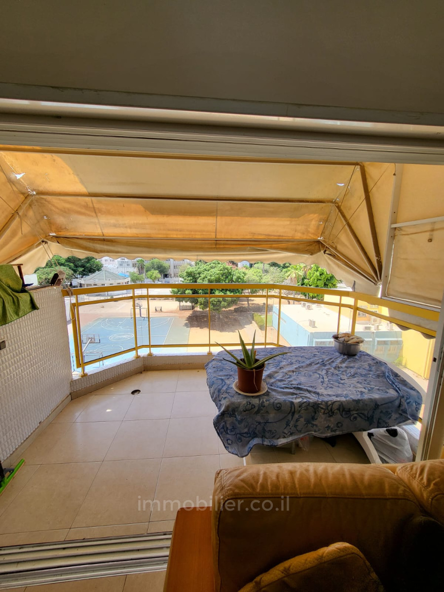 Apartamento 4.5 cômodos Ashdod He 511-IBL-1763