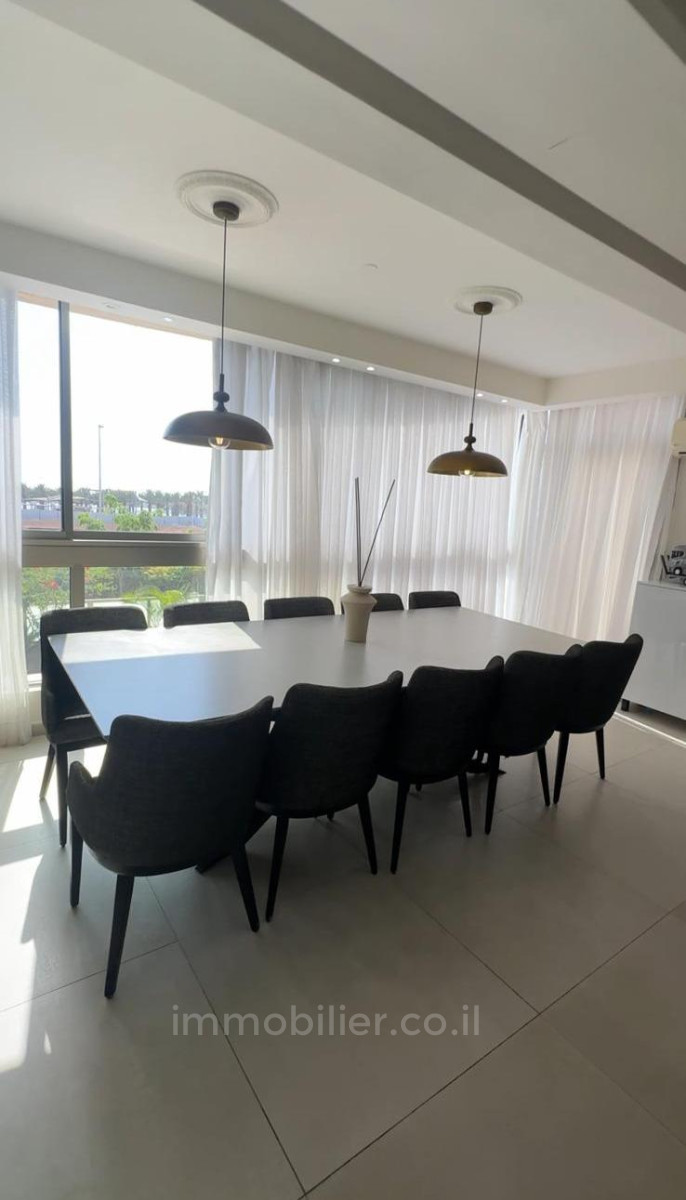 Apartamento garden 6 cômodos Ashdod Marina 511-IBL-1765