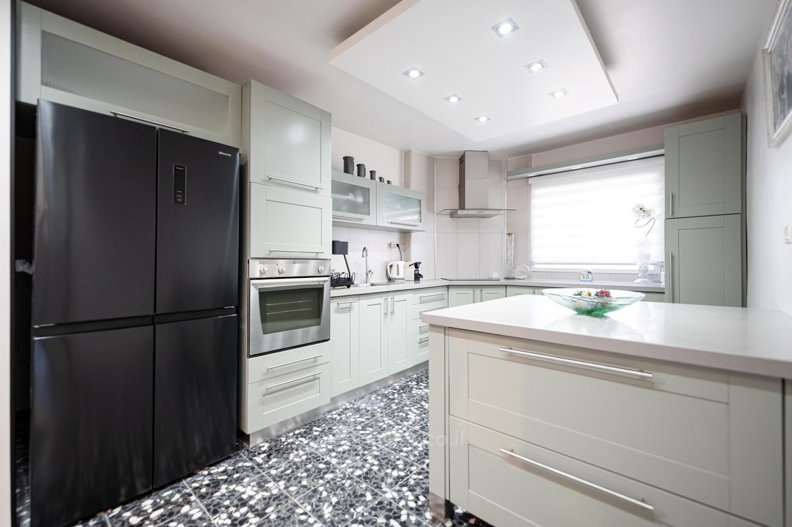 Casarão 6 cômodos Ashdod Yud Alef 511-IBL-1770