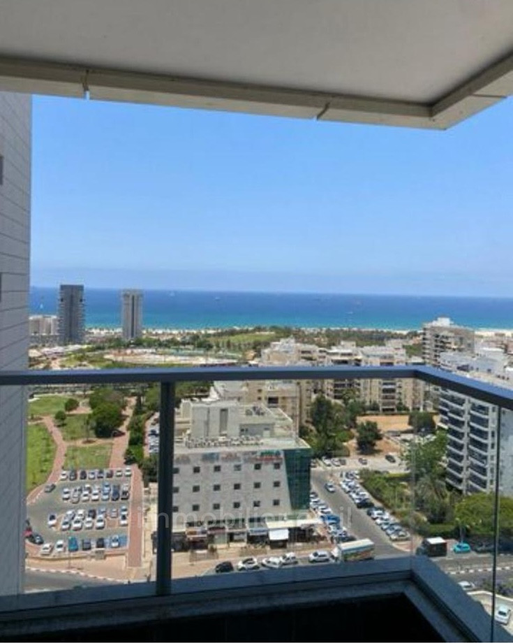 Apartamento 4 cômodos Ashdod Mar 511-IBL-1782