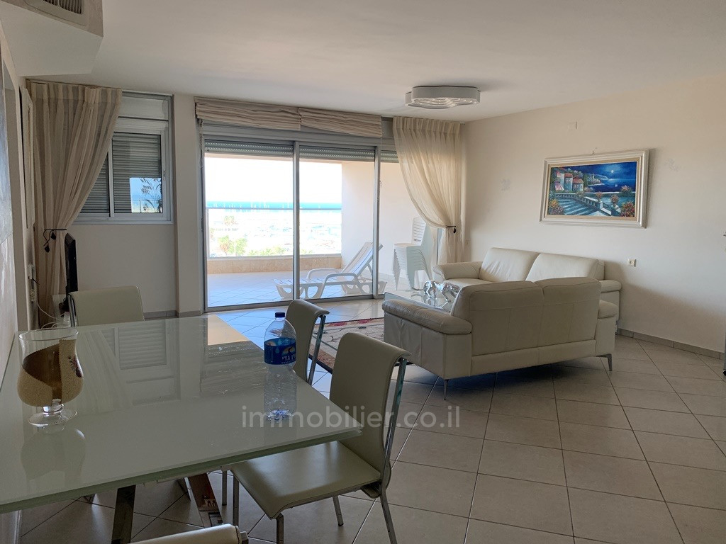 Apartamento 4 cômodos Ashdod Marina 511-IBL-1783
