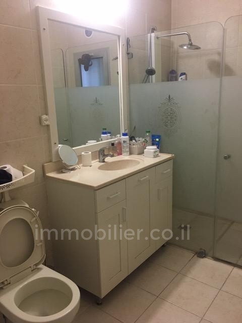 Apartamento 4 cômodos Ashdod Marina 511-IBL-1783