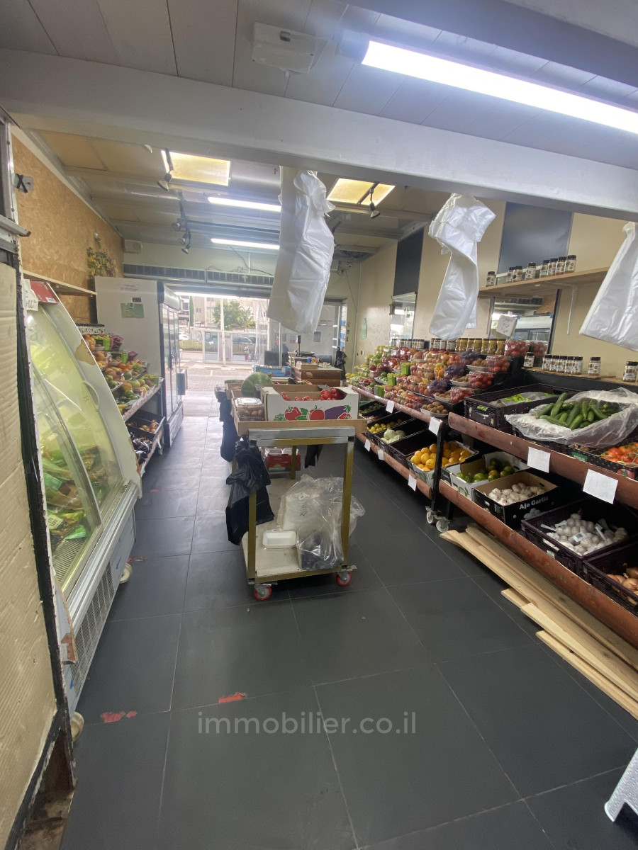 Loja 1 cômodos Ashdod Het 511-IBL-1785