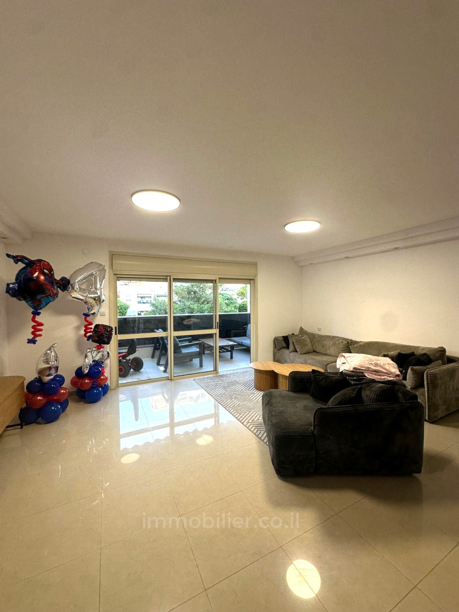 Duplex 5 cômodos Ashdod Yud Zayin 511-IBL-1788