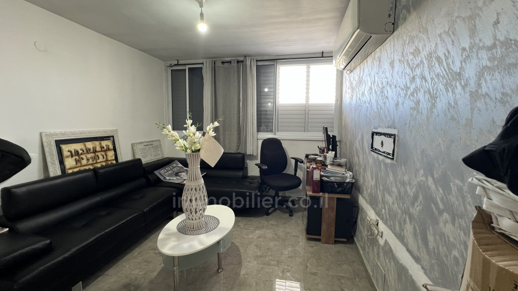Apartamento 3 cômodos Ashdod Dalet 511-IBL-1792