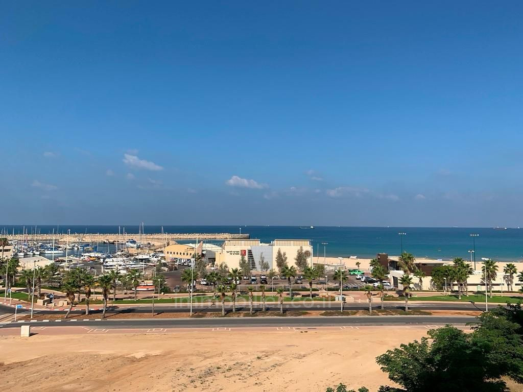 Apartamento 4 cômodos Ashdod Marina 511-IBL-1794